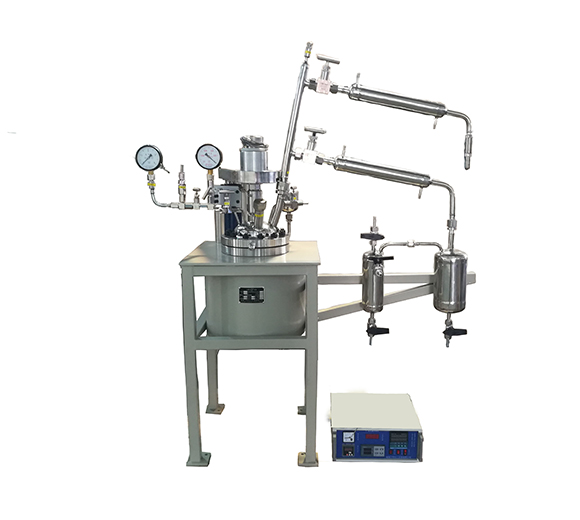 實(shí)驗室酯化縮聚反應(yīng)釜